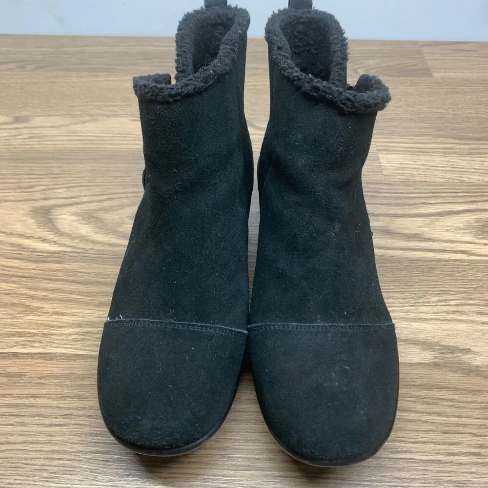 Skechers Parallel Off Hours Womens 9.5.Boots Suede Memory Foam Wedge Ankle 44758